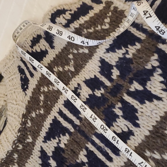 Unisex wool Fisherman's sweater. - Picture 7 of 7